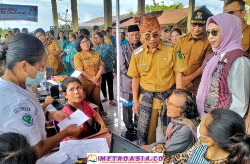 Bupati Simalungun Kunjungan ke Purba Sinombah, Layanan Gratis Dan Umumkan Proyek 1,9 Miliyar