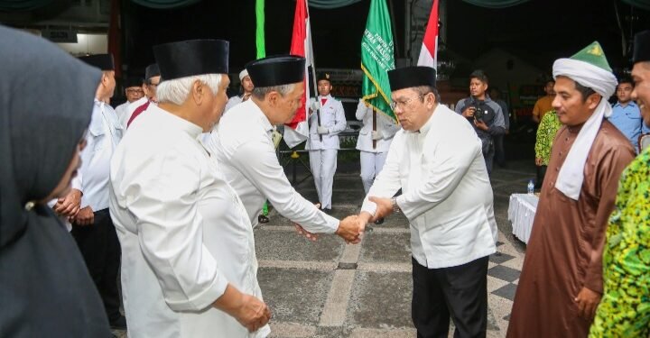Walikota Pematangsiantar Mengajak Dewan Masjid Untuk Memakmurkan Masjid Dan Masyarakat