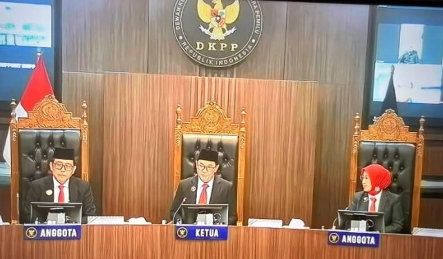 Terbukti Langgar Kode Etik, Ketua Bawaslu Labuhanbatu Diberhentikan DKPP