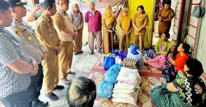 Pemkab Simalungun Salurkan Bantuan dan Tinjau Langsung Banjir di Haranggaol Horisan