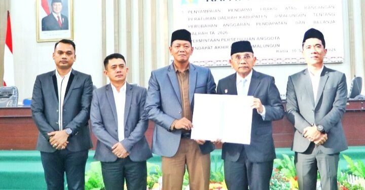 Tujuh Fraksi DPRD Simalungun Setujui Ranperda P-APBD 2026