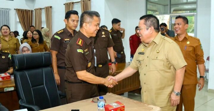 Wali Kota Pematangsiantar Ikuti Zoom Meeting  Bersama Gubernur