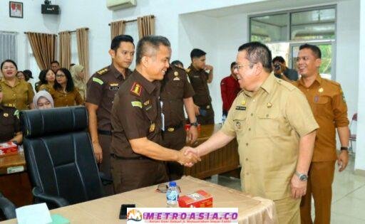 Wali Kota Pematangsiantar Ikuti Zoom Meeting  Bersama Gubernur