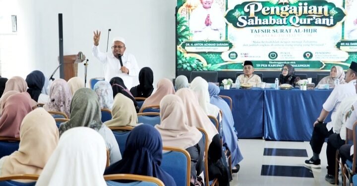 Pengajian Sahabat Qur’ani TP PKK Simalungun Berlangsung Penuh Khidmat, Bupati Apresiasi Hafizah 30 Juz