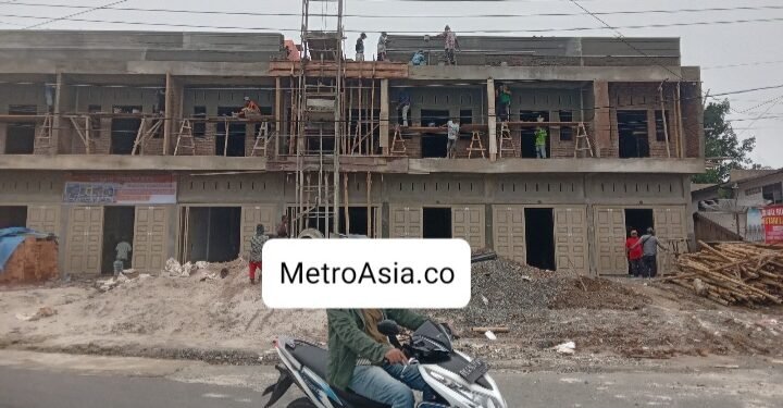 Bangunan 2,5 Lantai Berdiri Bebas Tanpa PBG di Simalungun, Pemkab Diduga Main Mata dengan Pelaku Usaha